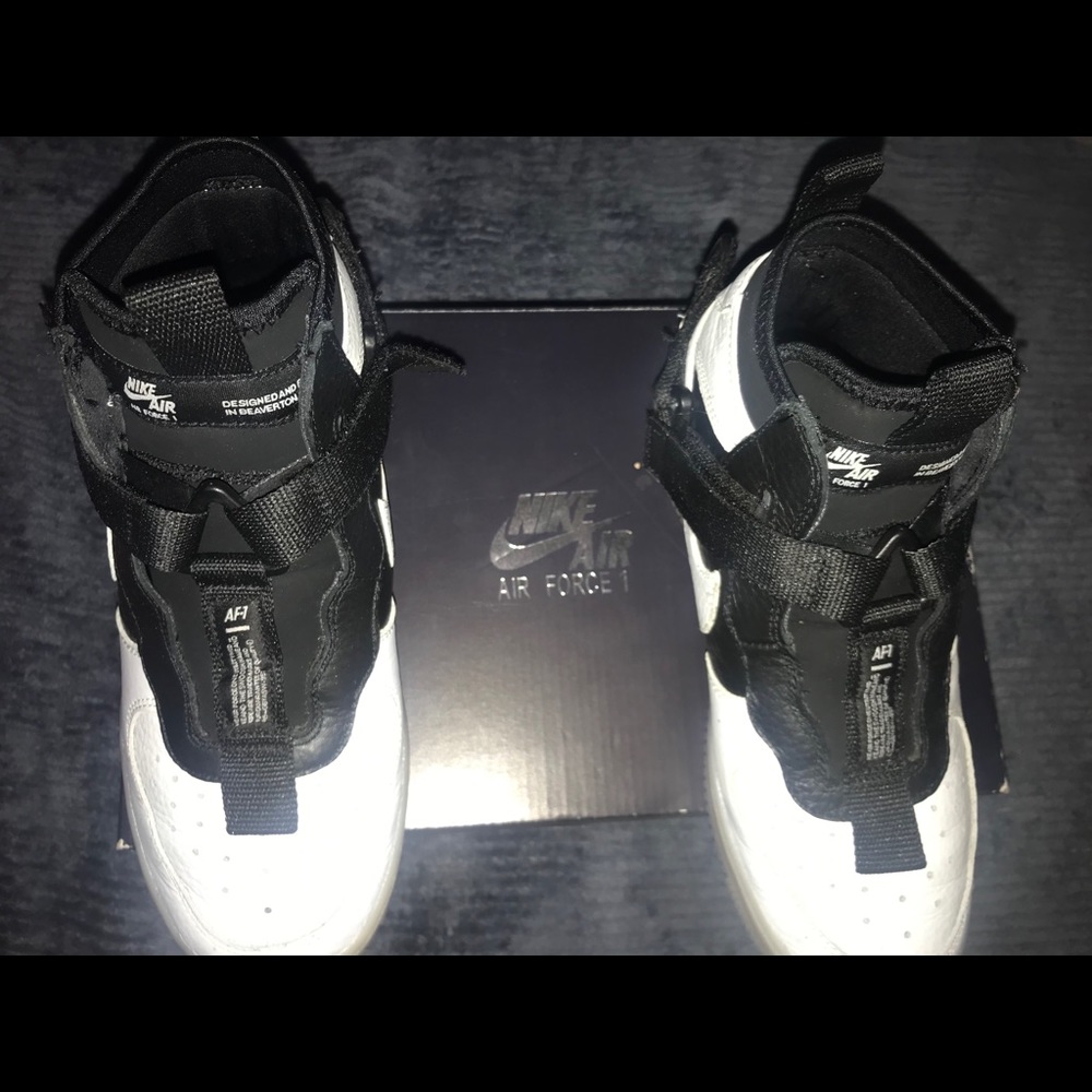 Nike AF1 Utility Black and White